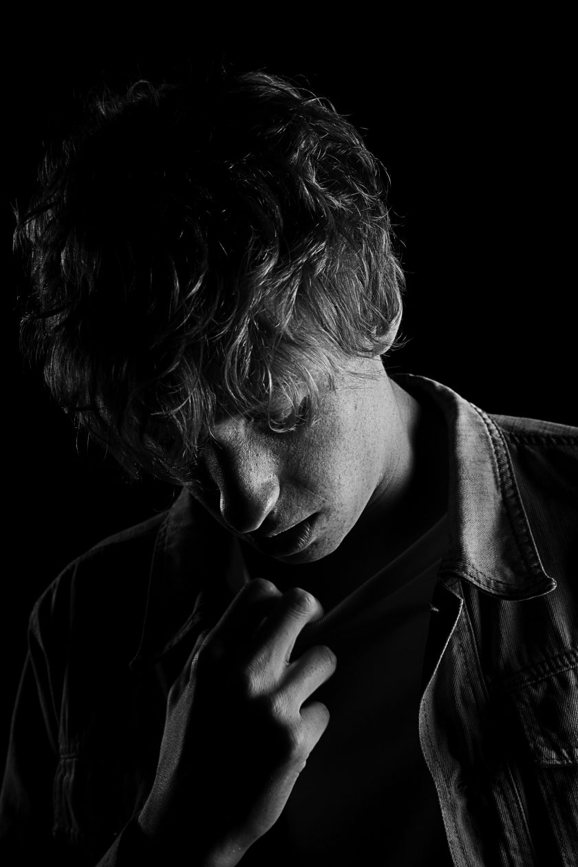 daniel avery live visuals