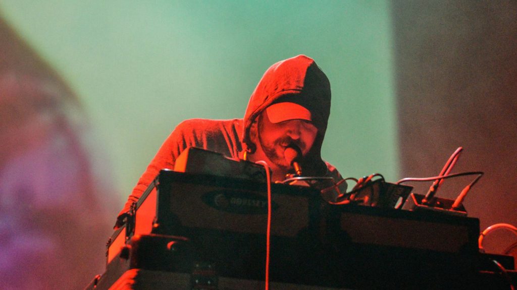 Black Moth Super Rainbow return after six long years – PLAYY. Magazine