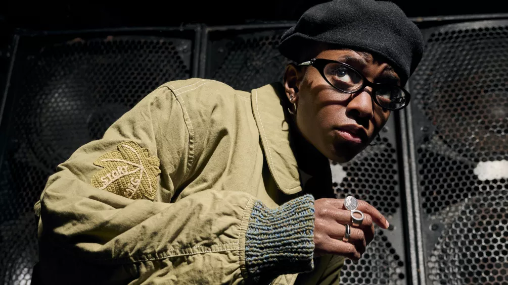 SHERELLE unleashes debut album WITH A VENGEANCE – A high speed bass odyssey!