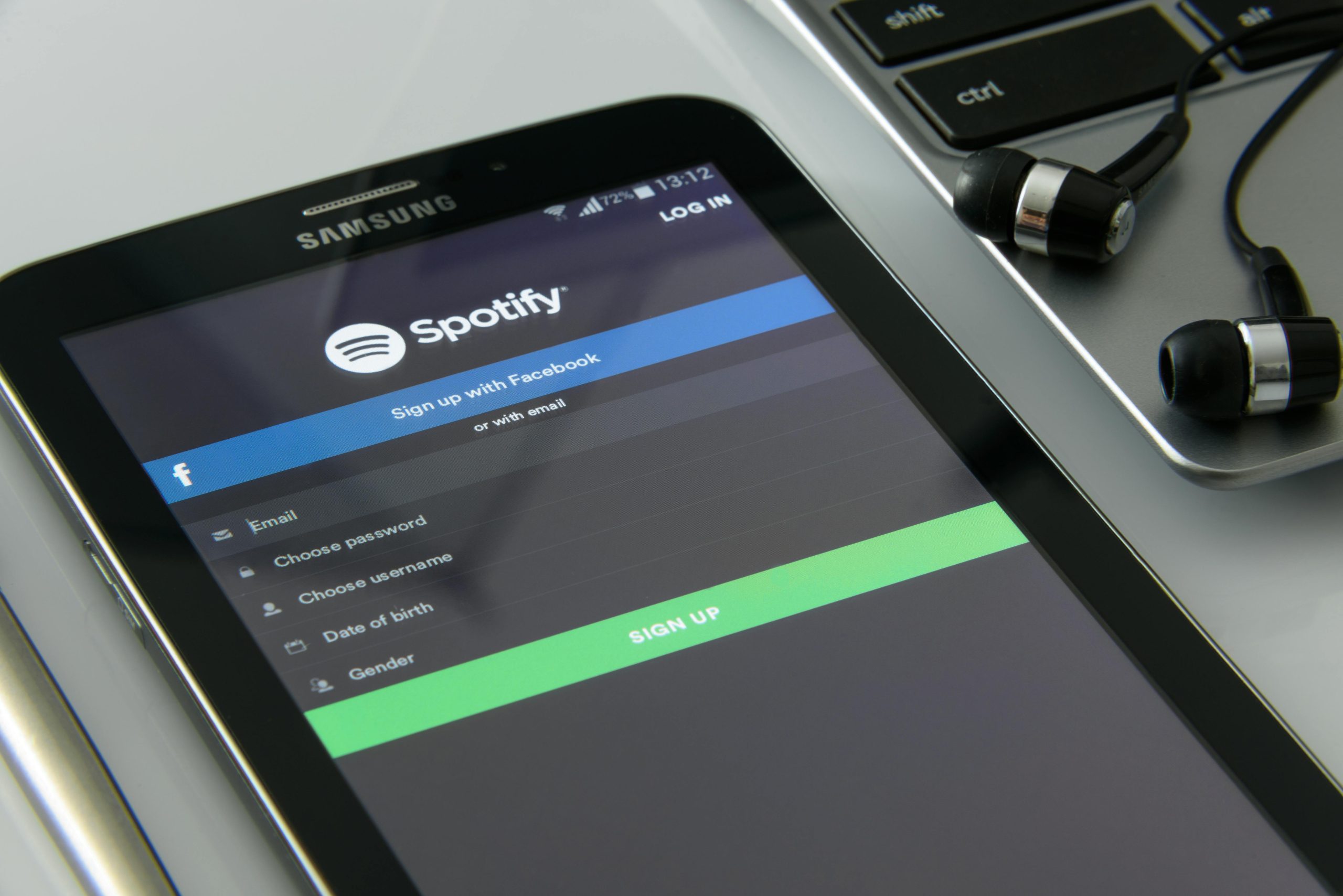Daniel Ek Transitions From CEO to Executive Chairman as Spotify Reshapes Leadership