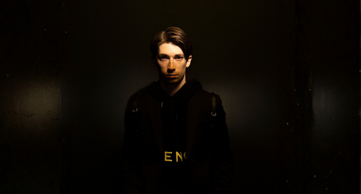 THE ILLUSTRATED MAN on his creative toolkit, AI music, and upcoming debut album