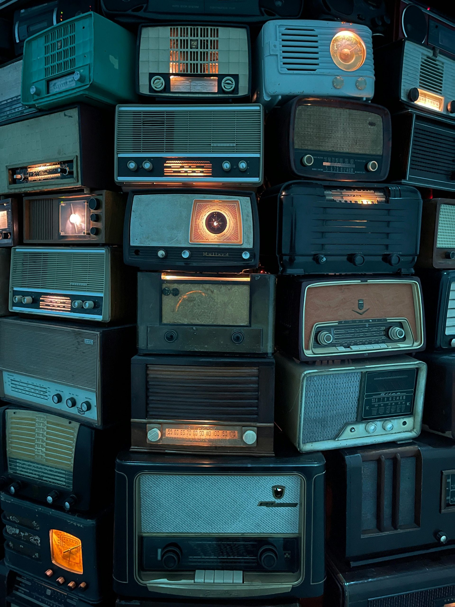 10 Radio Stations Actively Looking for Independent Artists in 2026