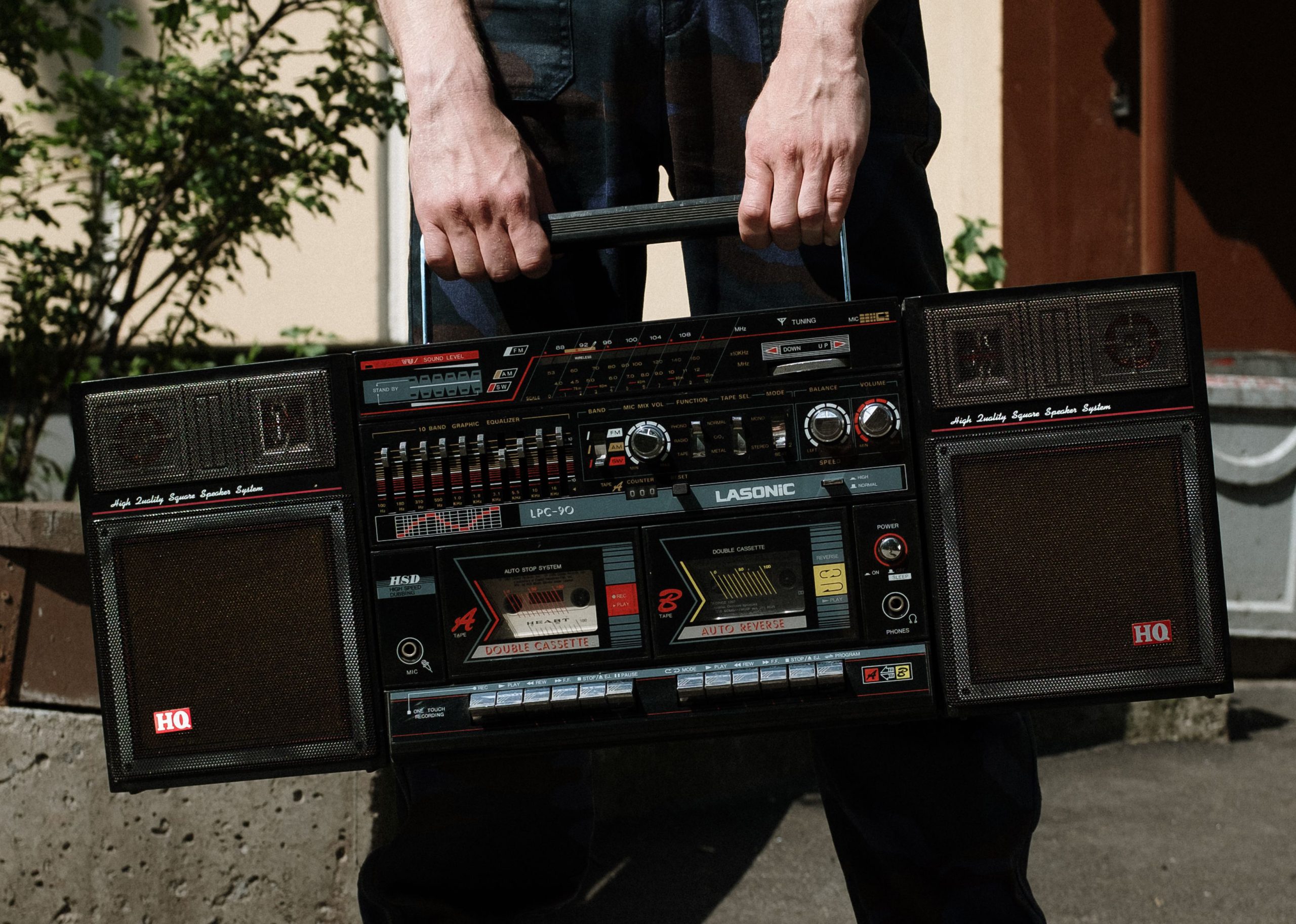 Here’s How to Submit Your Music to SiriusXM Radio as an Independent Artist
