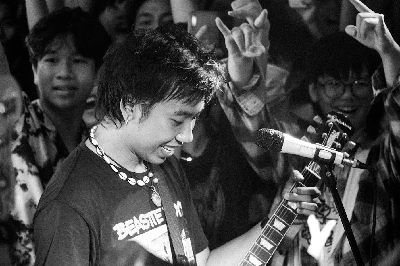 Streams Don’t Pay the Bills Forever: Why Independent Artists Need Fans, Not Just Followers