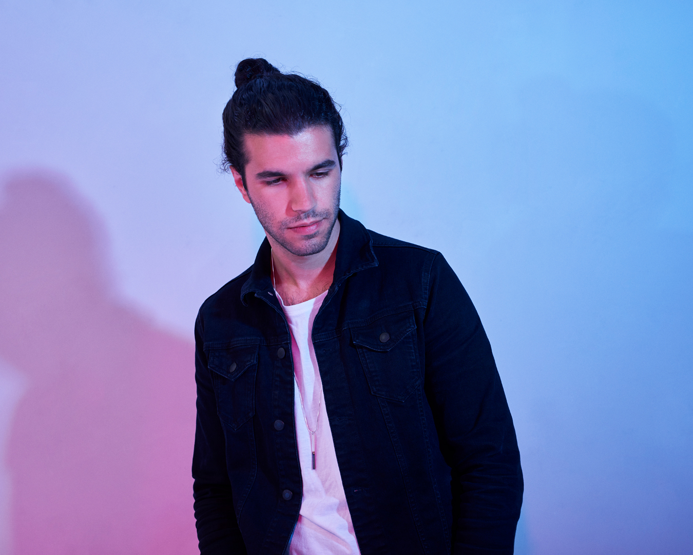 Alfons: Following Instinct, Emotion and Whatever Feels Alive